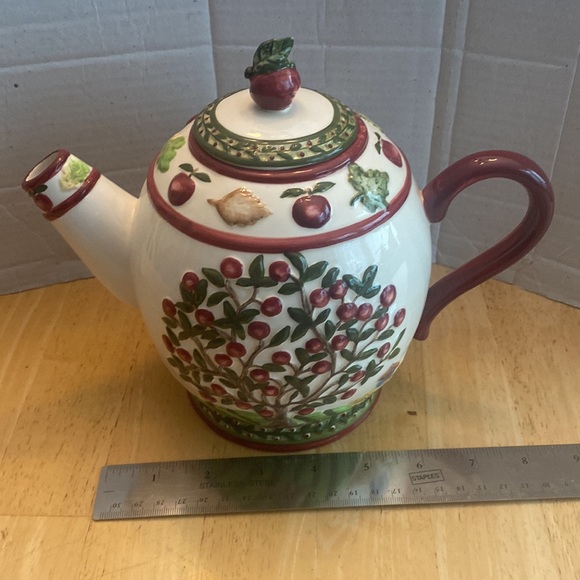 Bella Casa by Ganz ceramic apple tree teapot. About 7 in tall. NWT - Picture 6 of 8